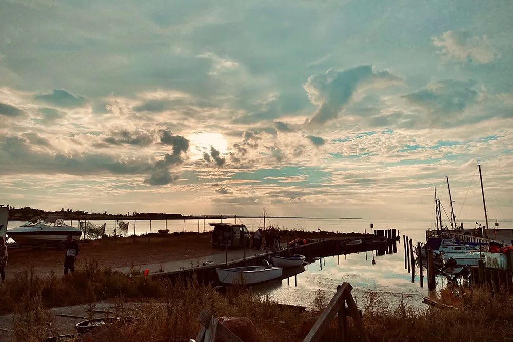 Lilleso Gard Hafen Dämmerung